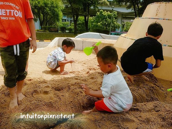 華山大草原遊戲場水沙世界4.jpg 華山大草原遊戲場水沙世界4.jpg