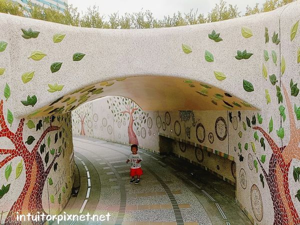 華山大草原遊戲場軌道.jpg 華山大草原遊戲場軌道.jpg