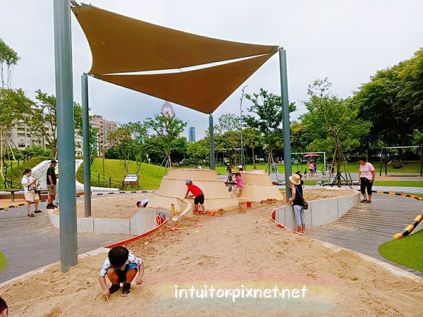 華山大草原遊戲場水沙世界1.jpg 華山大草原遊戲場水沙世界1.jpg