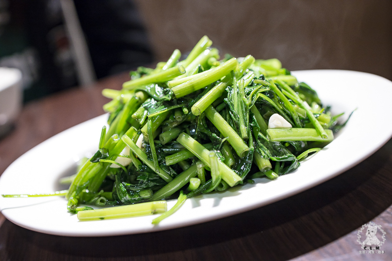 泰獅泰式料理|台北中正北車食記|地表最浮誇的月亮蝦餅厚度,藏身於極度隱密小巷的平價泰式料理,CP超高大推薦 - 卡爾茗 C.L.M.
