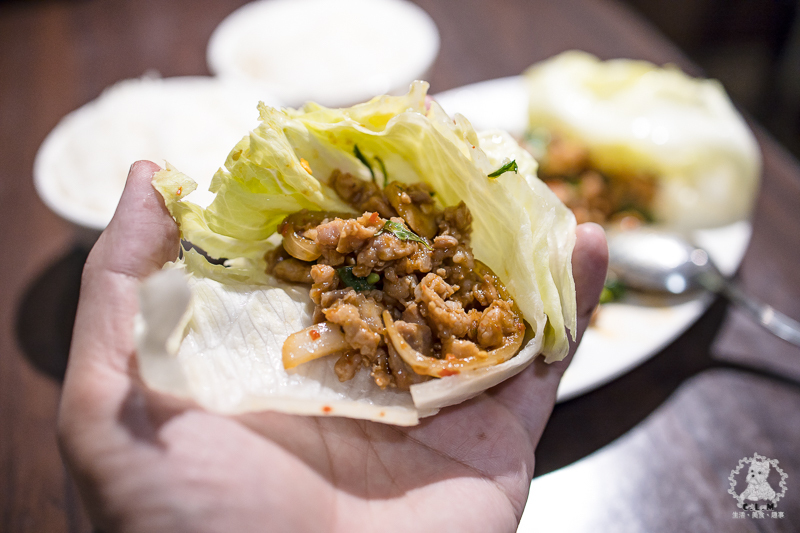 泰獅泰式料理|台北中正北車食記|地表最浮誇的月亮蝦餅厚度,藏身於極度隱密小巷的平價泰式料理,CP超高大推薦 - 卡爾茗 C.L.M.