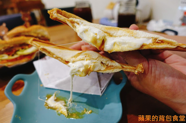 [食記] 新竹東區 - Sean&Carrie Breakfast 吐司盒子 熱壓吐司外皮香脆 內餡清爽豐富 百元義大利麵套餐 早午餐新選擇 新竹美食 早餐早午餐