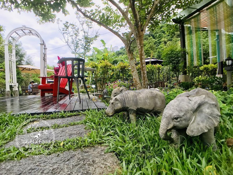 【遊】幾度咖啡莊園|精品咖啡,體驗手沖與導覽,住宿高品質,自助烤肉與美味餐點,戲水池無限暢玩!度假so easy~ @魚兒 x 牽手明太子的「視」界旅行