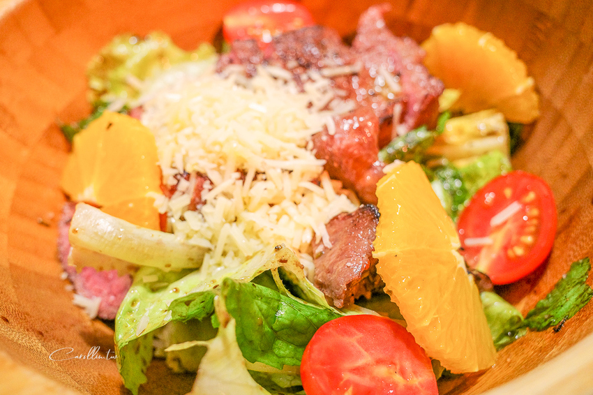 肉Meat - 舒肥牛排丼飯&沙拉 - 卡琳。摸魚兒趣