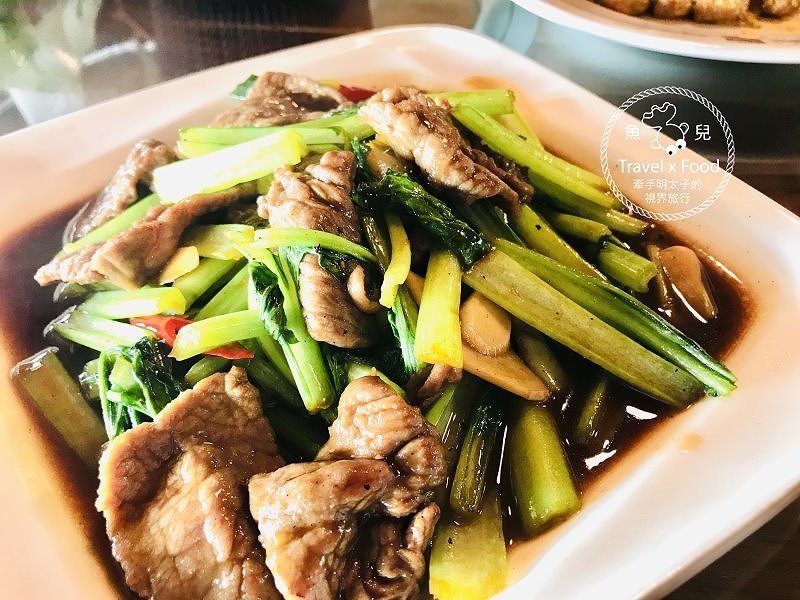 羊稠休閒農場餐廳｜台式熱炒滋味好，青青草地真悠閒，櫻花季一起賞花去！ @魚兒 x 牽手明太子的「視」界旅行