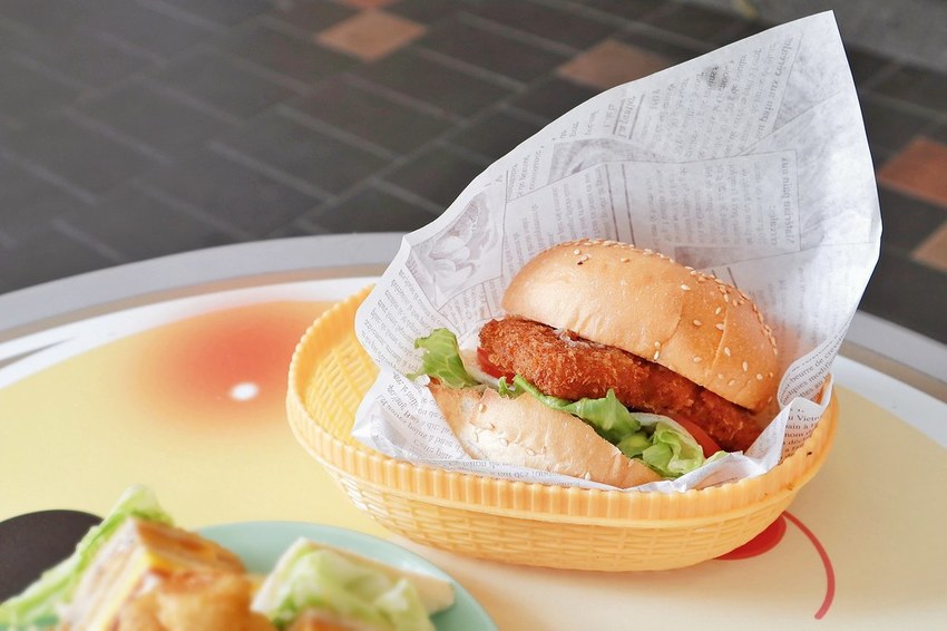 Point Blur_Jun222019_100235 Point Blur_Jun222019_100235