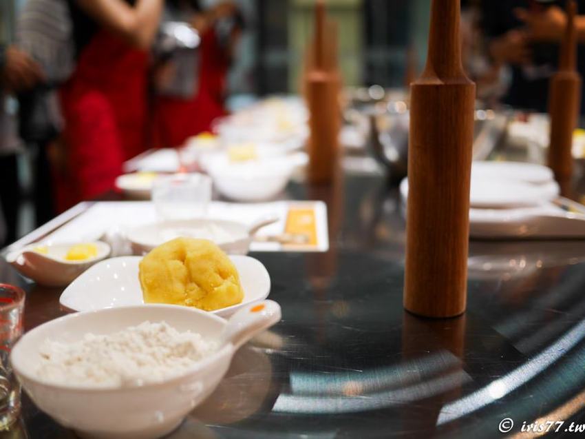 高雄免費景點》百年老品牌新開幕觀光工廠 舊振南漢餅文化館 DIY烘焙、下午茶、美拍一次滿足 - 艾莉絲愛旅行