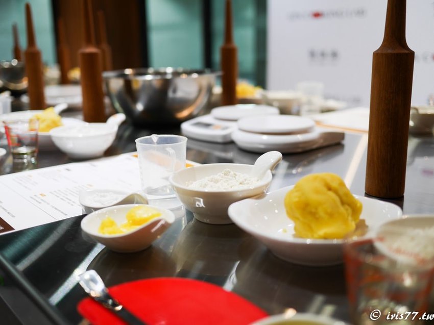 高雄免費景點》百年老品牌新開幕觀光工廠 舊振南漢餅文化館 DIY烘焙、下午茶、美拍一次滿足 - 艾莉絲愛旅行