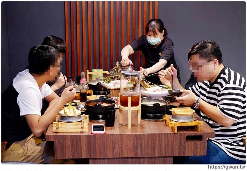 台中首見漂浮松阪豬就在千波苑鍋物，火鍋270元起還可免費停車