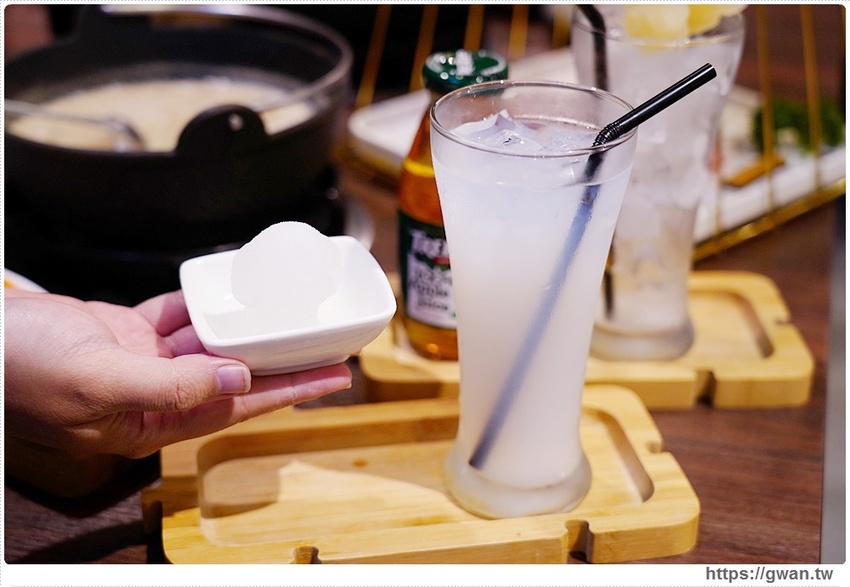 台中首見漂浮松阪豬就在千波苑鍋物，火鍋270元起還可免費停車