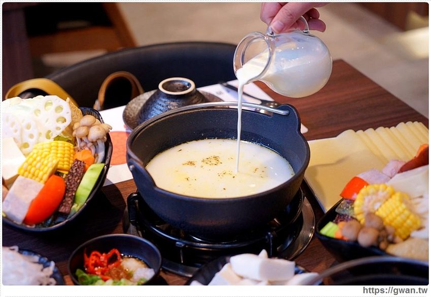 沙鹿新開火鍋店,火鍋套餐最低不用300元還可以免費停車!也有現撈海鮮和日本和牛喔~