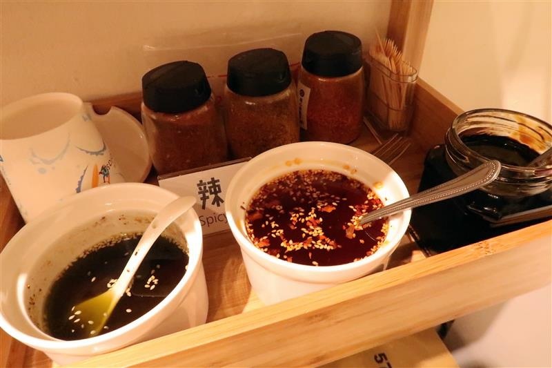 南龍麵屋 015.jpg