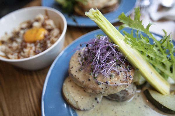 Coppii Lumii 冉冉生活南港經貿門市 - 1