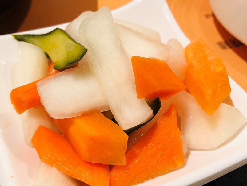 【新北三重】阿柑鹽焗甘榜雞、海南雞飯，口味獨特用料實在的異國美食，新北三重聚餐