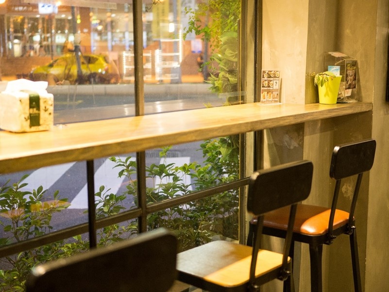 【新北三重】阿柑鹽焗甘榜雞、海南雞飯，口味獨特用料實在的異國美食，新北三重聚餐