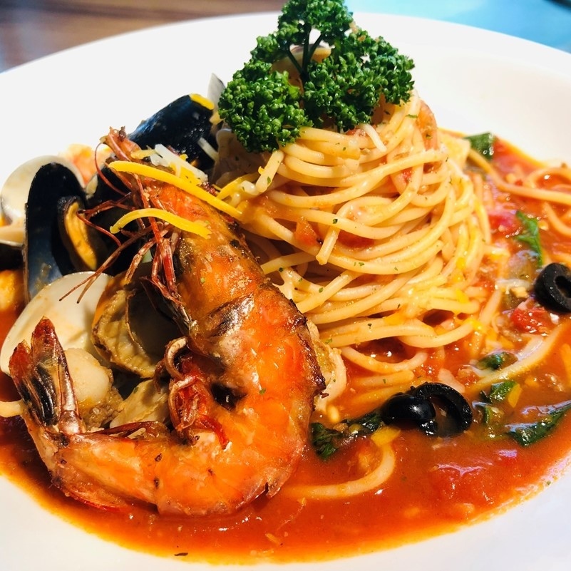 【內湖瑞光路】洋城義大利餐廳，焗烤、海鮮美味，森林系裝潢氣氛舒適