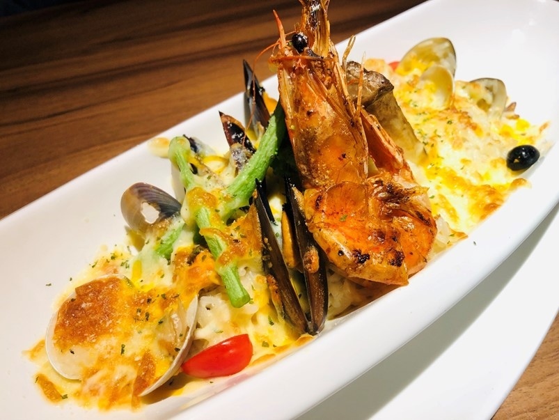 【內湖瑞光路】洋城義大利餐廳，焗烤、海鮮美味，森林系裝潢氣氛舒適