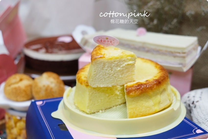 逢甲夜市最便宜的泡芙在這裡!童話泡芙母親節蛋糕優惠中、最新雙餡泡芙一樣爆漿耶!