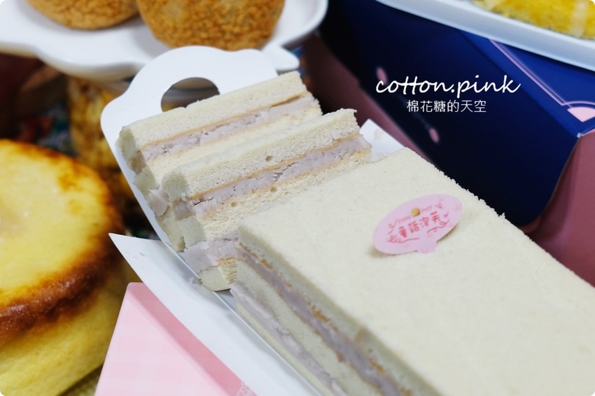 逢甲夜市最便宜的泡芙在這裡!童話泡芙母親節蛋糕優惠中、最新雙餡泡芙一樣爆漿耶!