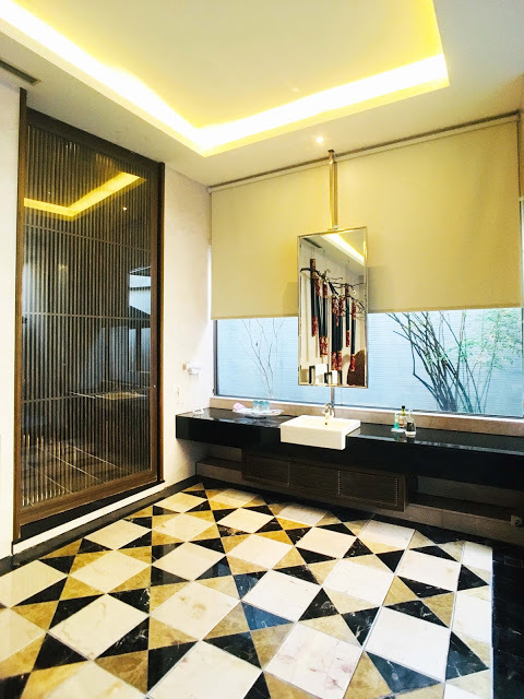 [中壢住宿] 摩斯時尚汽車旅館｜隱身靜謐住宅區的時尚Villa，平價享有豪宅裝潢、游泳池、KTV、按摩浴缸、黃金雨、蒸氣浴等奢侈享受！