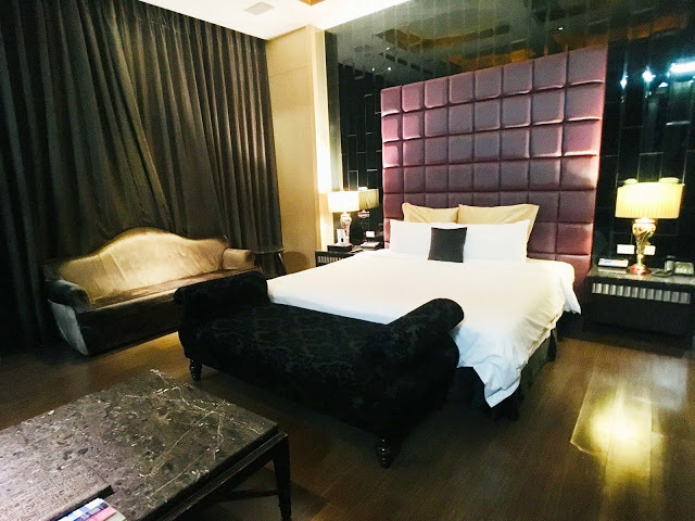 [中壢住宿] 摩斯時尚汽車旅館｜隱身靜謐住宅區的時尚Villa，平價享有豪宅裝潢、游泳池、KTV、按摩浴缸、黃金雨、蒸氣浴等奢侈享受！