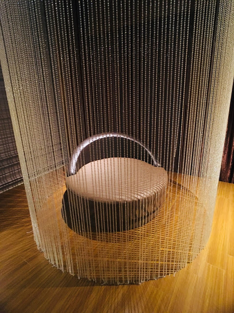 [中壢住宿] 摩斯時尚汽車旅館｜隱身靜謐住宅區的時尚Villa，平價享有豪宅裝潢、游泳池、KTV、按摩浴缸、黃金雨、蒸氣浴等奢侈享受！