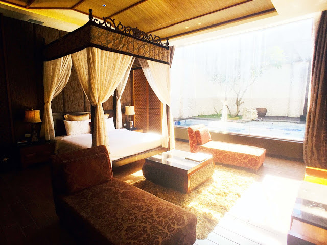 [中壢住宿] 摩斯時尚汽車旅館｜隱身靜謐住宅區的時尚Villa，平價享有豪宅裝潢、游泳池、KTV、按摩浴缸、黃金雨、蒸氣浴等奢侈享受！