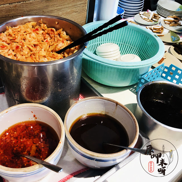 【厚呷米呀│台北永康街】雅方福州魚丸(YAFUNGFISHBALL) 30年老店原義芳福州魚丸/炒米粉入口後一口接一口/燕丸魚丸貢丸三色湯必點/東門市場逛累了來這裡小食正好