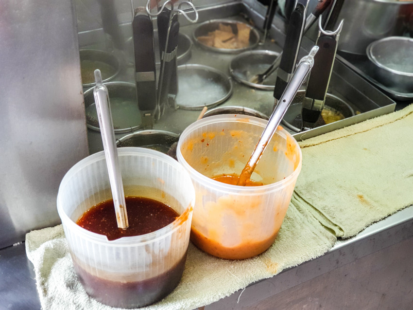 source: imgur.com 台北中正|國都甜不辣-古亭老店,鹹甜滋味的甜不辣