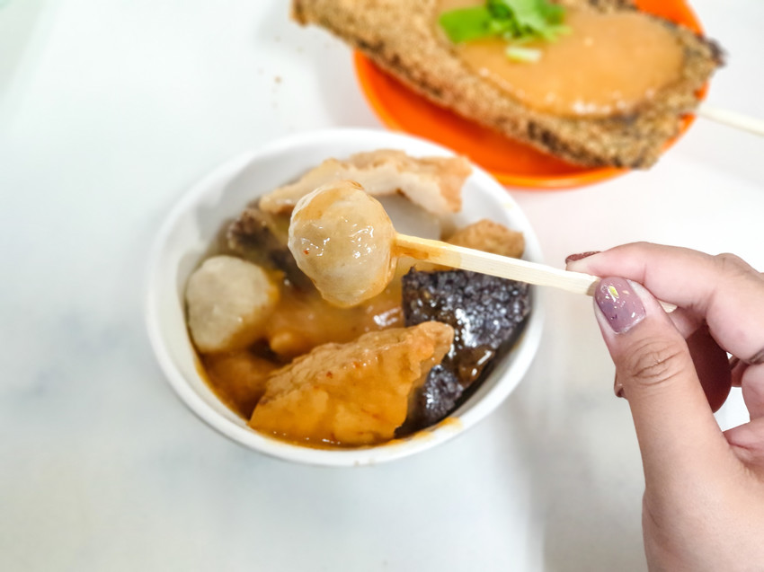 source: imgur.com 台北中正|國都甜不辣-古亭老店,鹹甜滋味的甜不辣