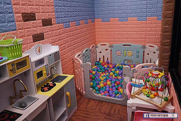 三重火鍋推薦【鍋式飢逅】好吃再訪平價健康美味鍋物/三重親子餐廳附兒童遊戲區/三重美食推薦