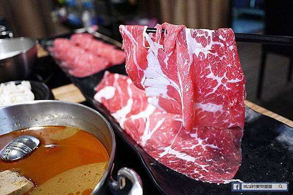 三重火鍋推薦【鍋式飢逅】好吃再訪平價健康美味鍋物/三重親子餐廳附兒童遊戲區/三重美食推薦