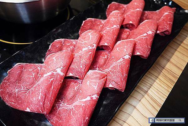 三重火鍋推薦【鍋式飢逅】好吃再訪平價健康美味鍋物/三重親子餐廳附兒童遊戲區/三重美食推薦