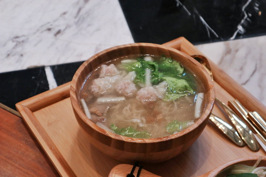 2019-07-02 09.20.05 1