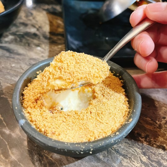 桃園中壢市區高CP值火鍋推薦—福柒涮涮鍋,從湯頭、肉片、手搖飲再到甜點通通一條龍服務!怎麼吃都划算