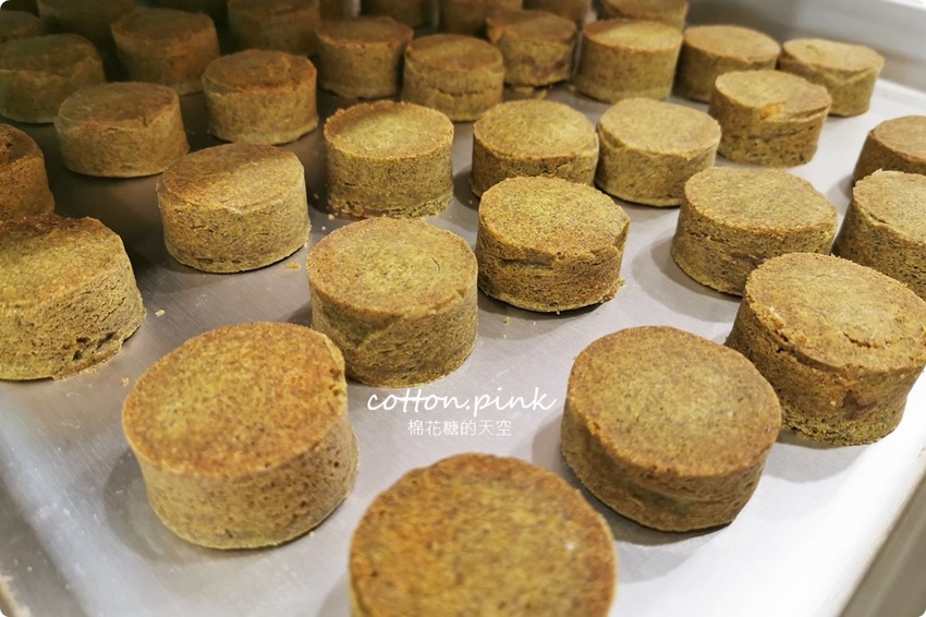 台中排隊伴手禮-不二製餅蛋黃酥快閃大遠百,超好吃最新茶鳳凰只有台中買的到