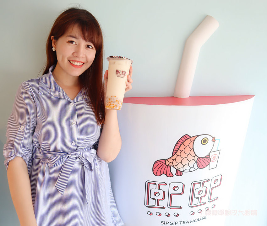 新竹飲料外送推薦熙熙茶飲!超大立體飲料杯在新竹!週年慶指定飲品買一送一