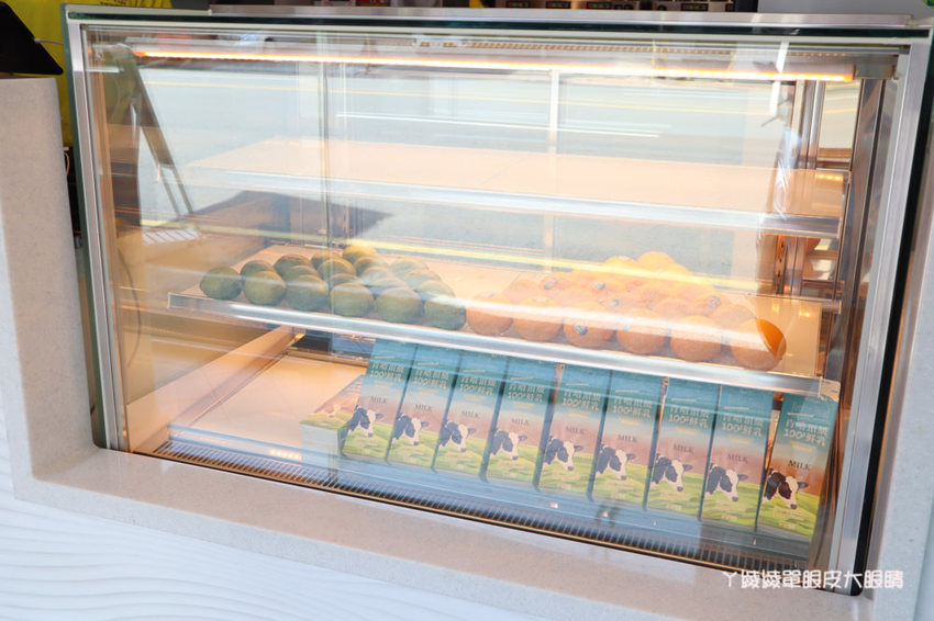 新竹飲料外送推薦熙熙茶飲！超大立體飲料杯在新竹！週年慶指定飲品買一送一