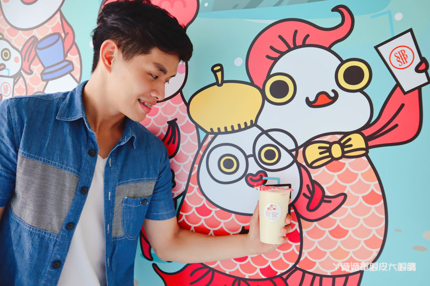 新竹飲料外送推薦熙熙茶飲!超大立體飲料杯在新竹!週年慶指定飲品買一送一