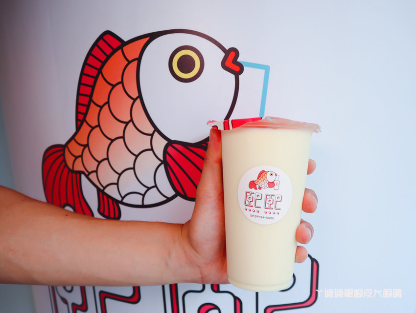 新竹飲料外送推薦熙熙茶飲！超大立體飲料杯在新竹！週年慶指定飲品買一送一