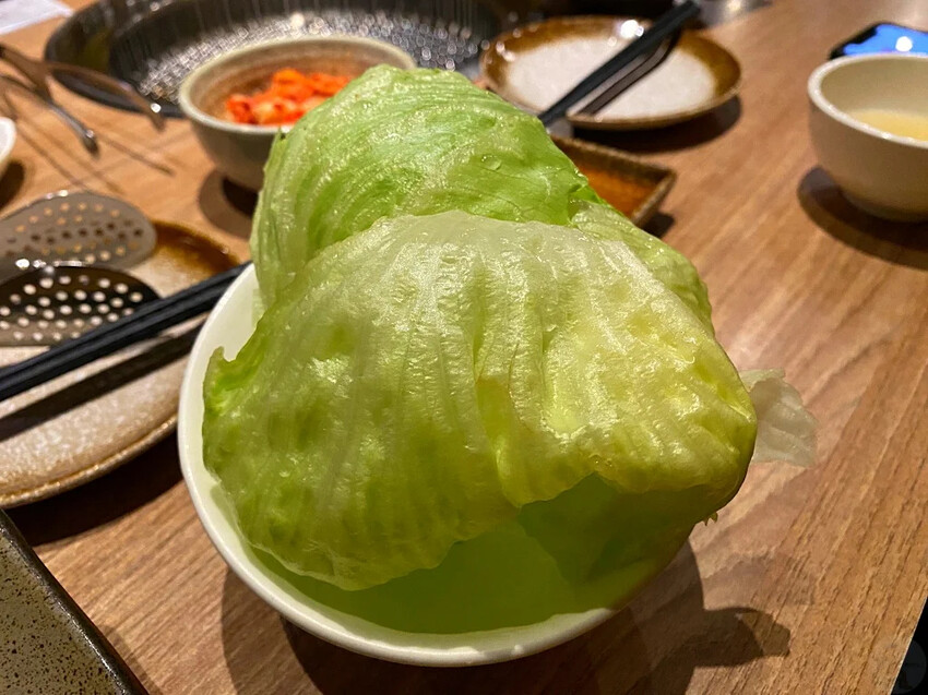 Google 評論4.8顆星的烤物燒肉店，近捷運站，有特約停車場!! | 澄居烤物燒肉文心店