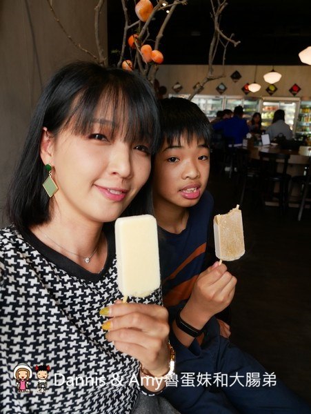 《新竹美食》復古好拍又好吃的火鍋餐廳推薦-韋爐復刻食鍋。自助式計價想吃什麼拿什麼。新鮮現切肉品夜間限定時段肉量激增三倍優惠。814冰棒,明治冰淇淋吃到飽 ︱(影片) 《新竹美食》復古好拍又好吃的火鍋餐廳推薦-韋爐復刻食鍋。自助式計價想吃什麼拿什麼。新鮮現切肉品夜間限定時段肉量激增三倍優惠。814冰棒,明治冰淇淋吃到飽 ︱(影片)