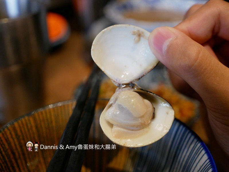 《新竹美食》復古好拍又好吃的火鍋餐廳推薦-韋爐復刻食鍋。自助式計價想吃什麼拿什麼。新鮮現切肉品夜間限定時段肉量激增三倍優惠。814冰棒,明治冰淇淋吃到飽 ︱(影片) 《新竹美食》復古好拍又好吃的火鍋餐廳推薦-韋爐復刻食鍋。自助式計價想吃什麼拿什麼。新鮮現切肉品夜間限定時段肉量激增三倍優惠。814冰棒,明治冰淇淋吃到飽 ︱(影片)