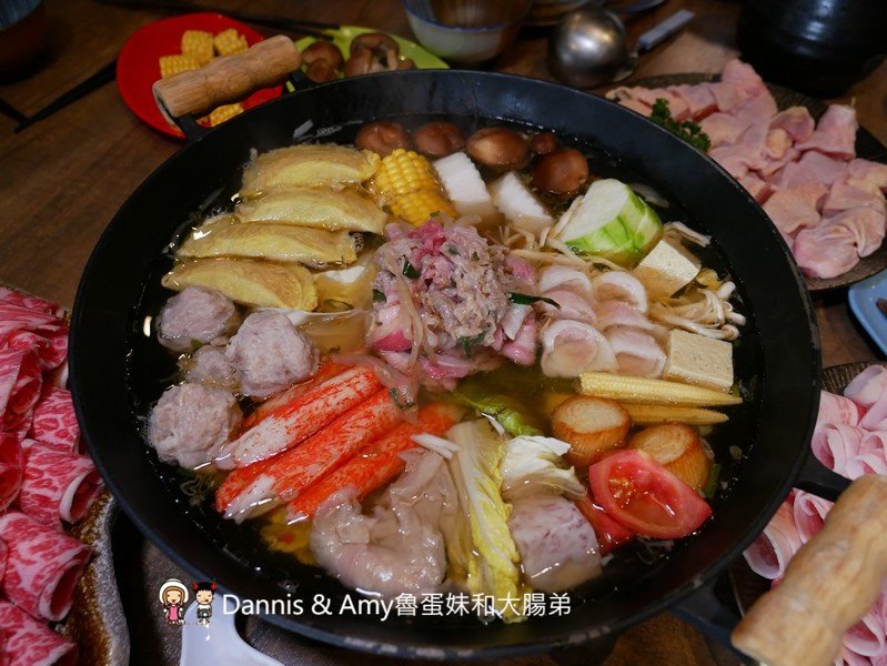 《新竹美食》復古好拍又好吃的火鍋餐廳推薦-韋爐復刻食鍋。自助式計價想吃什麼拿什麼。新鮮現切肉品夜間限定時段肉量激增三倍優惠。814冰棒,明治冰淇淋吃到飽 ︱(影片) 《新竹美食》復古好拍又好吃的火鍋餐廳推薦-韋爐復刻食鍋。自助式計價想吃什麼拿什麼。新鮮現切肉品夜間限定時段肉量激增三倍優惠。814冰棒,明治冰淇淋吃到飽 ︱(影片)