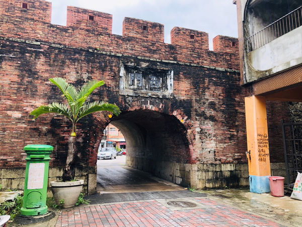 《恆春住宿》亞森川渡假民宿|夜間潮間帶探險與古城導覽