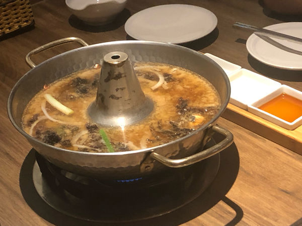 <茶六燒肉堂>公益店 台中一日遊 美食不間斷 高品質燒烤 CP值爆表 一吃愛上 就怕你飽到不行 ~ 2019.06.08