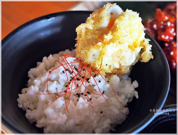 屏東市美食旅遊_百元異國料理套餐.艋飯海南雞飯