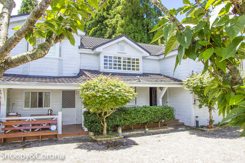 【桃園住宿】拉拉山住宿推薦/拉拉山和風山莊/烤肉民宿推薦~浪漫歐式白色木屋,一年四季皆有不同美景