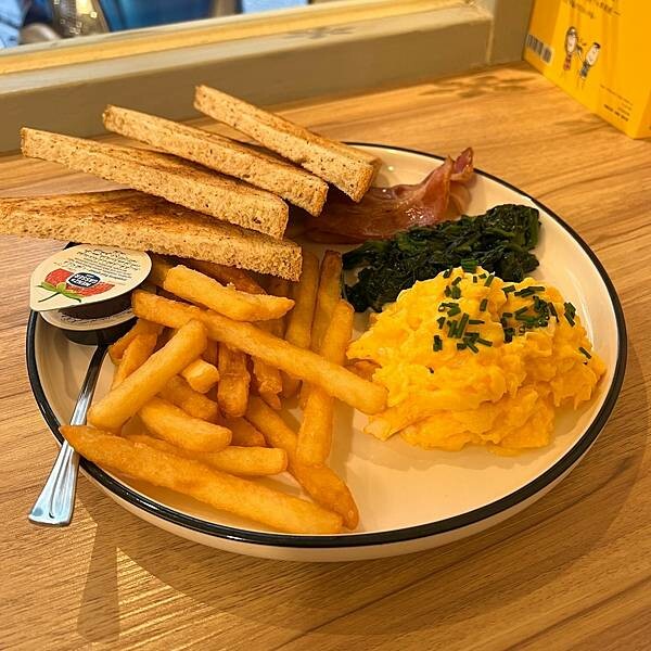 LINE_ALBUM_20220217_菜寮站_原昇行_220217_7.jpg LINE_ALBUM_20220217_菜寮站_原昇行_220217_7.jpg