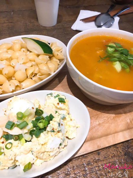 《家。溫度 湯專賣店》永和樂華夜市附近美食。頂溪捷運站。美味濃湯 X 燉湯 X 貝殼麵 X 佛卡夏麵包 X 沙拉 2019.07.09 再訪更新 ~
